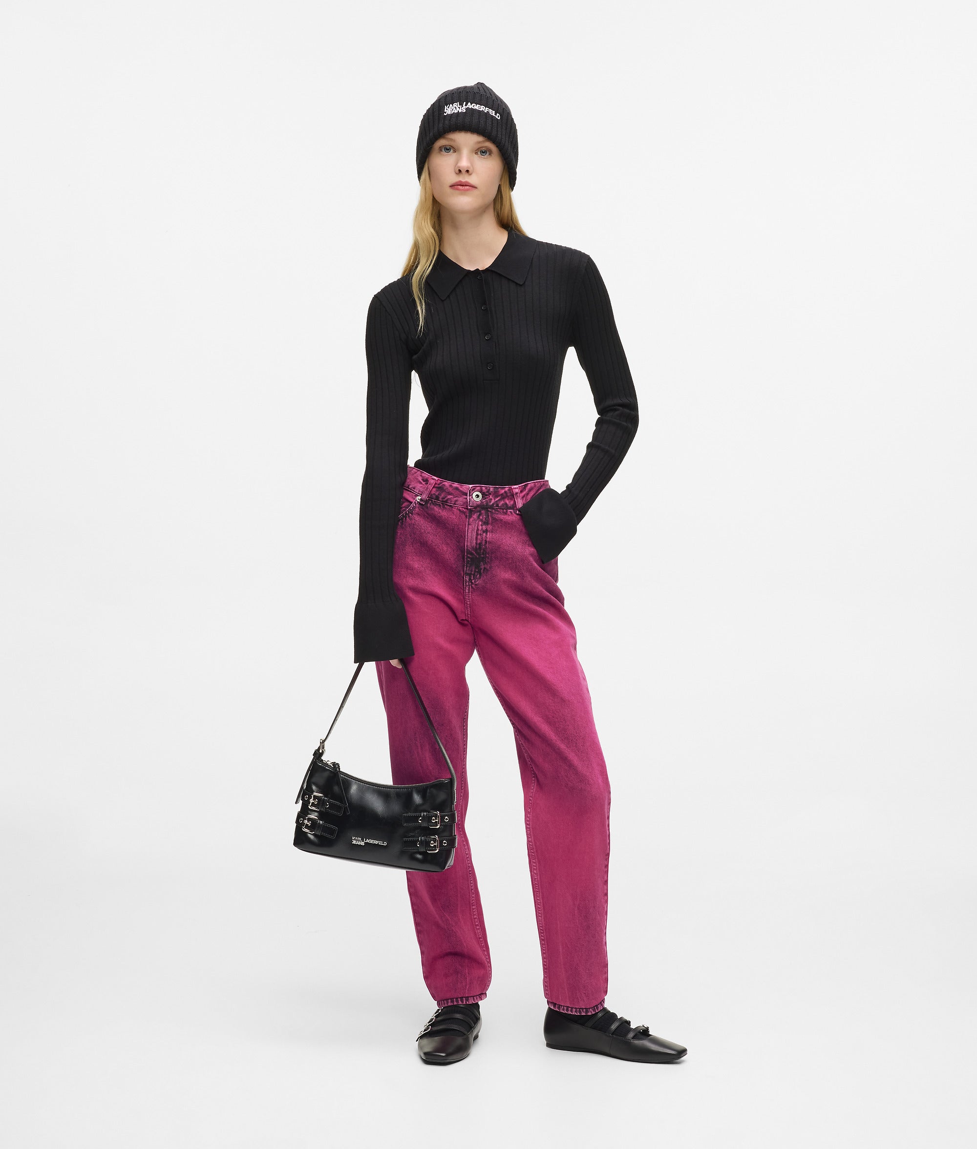 Mom jeans met verfspatten