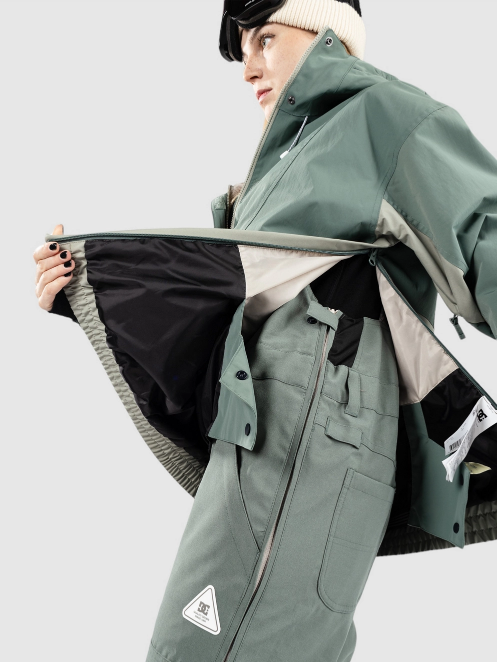 DC Chalet Anorak dark forest