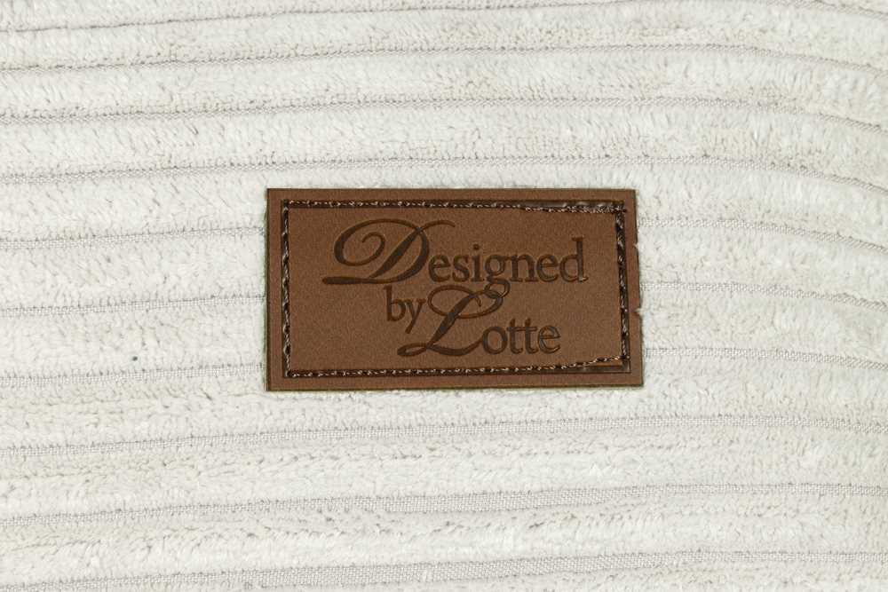 Designed by Lotte hondenmand Ribbed grijs 80 x 70 x 22 cm