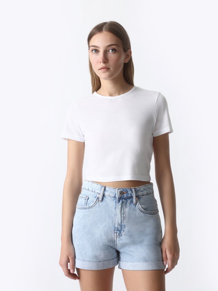 Pacote com 2 camisetas cropped - Brancas