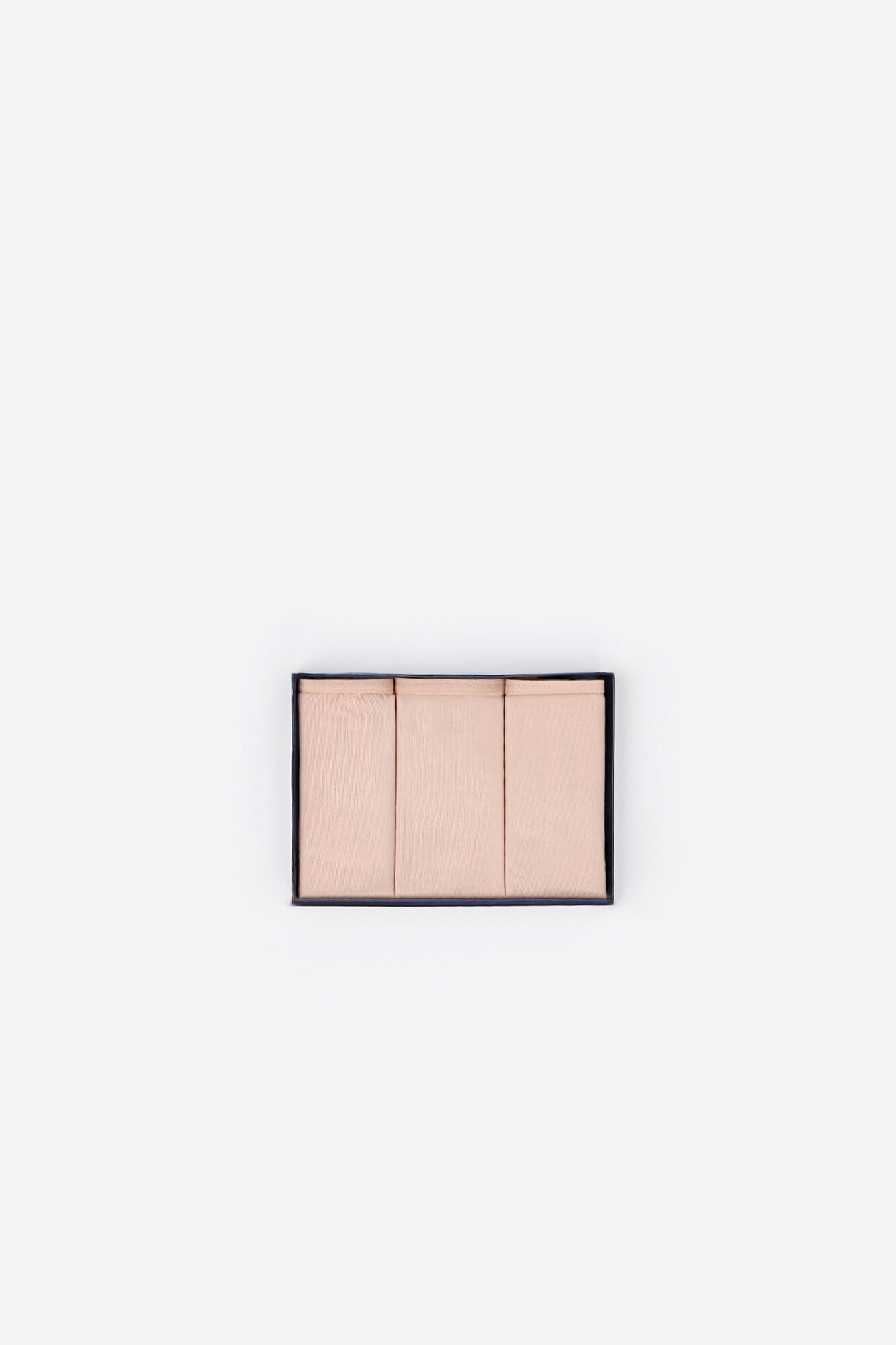 Pacote com 3 calcinhas fio dental de microfibra - cor nude