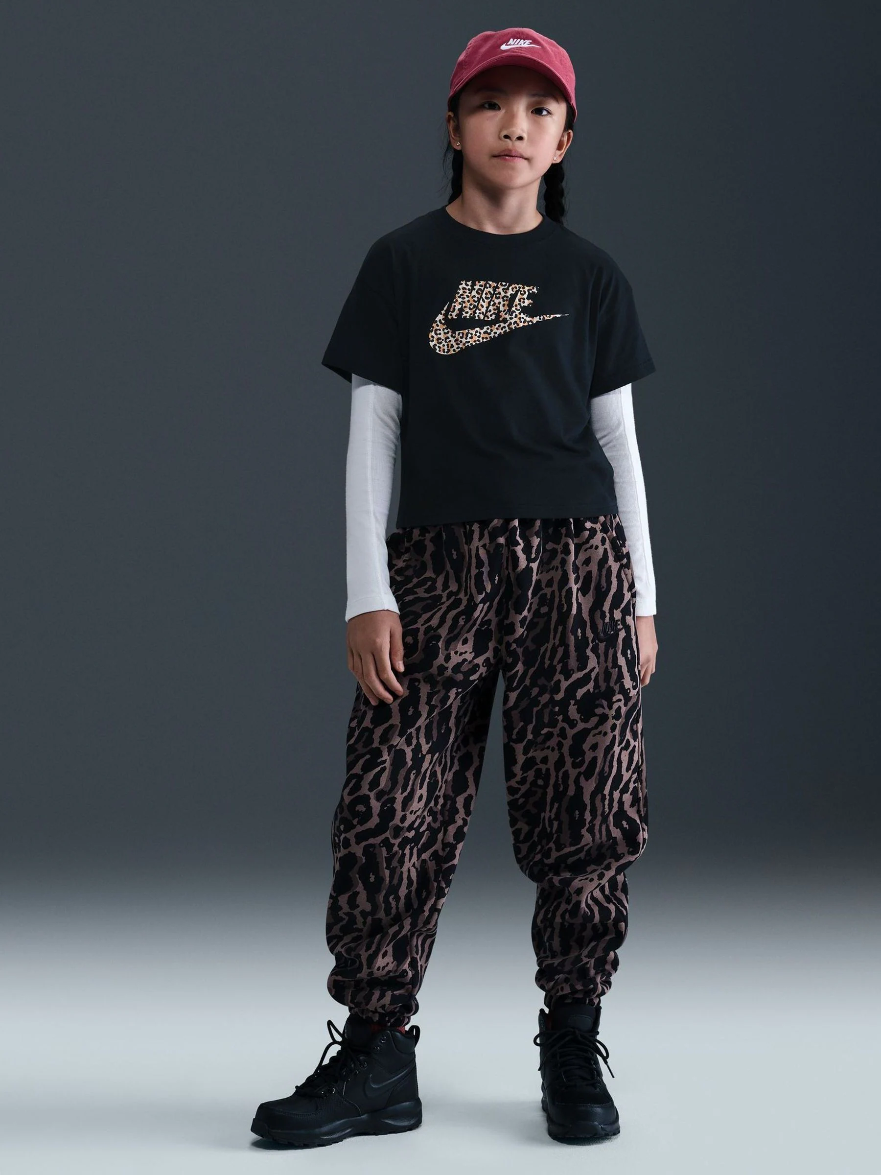 Zwart - Nike Animal Print Boxy T-Shirt