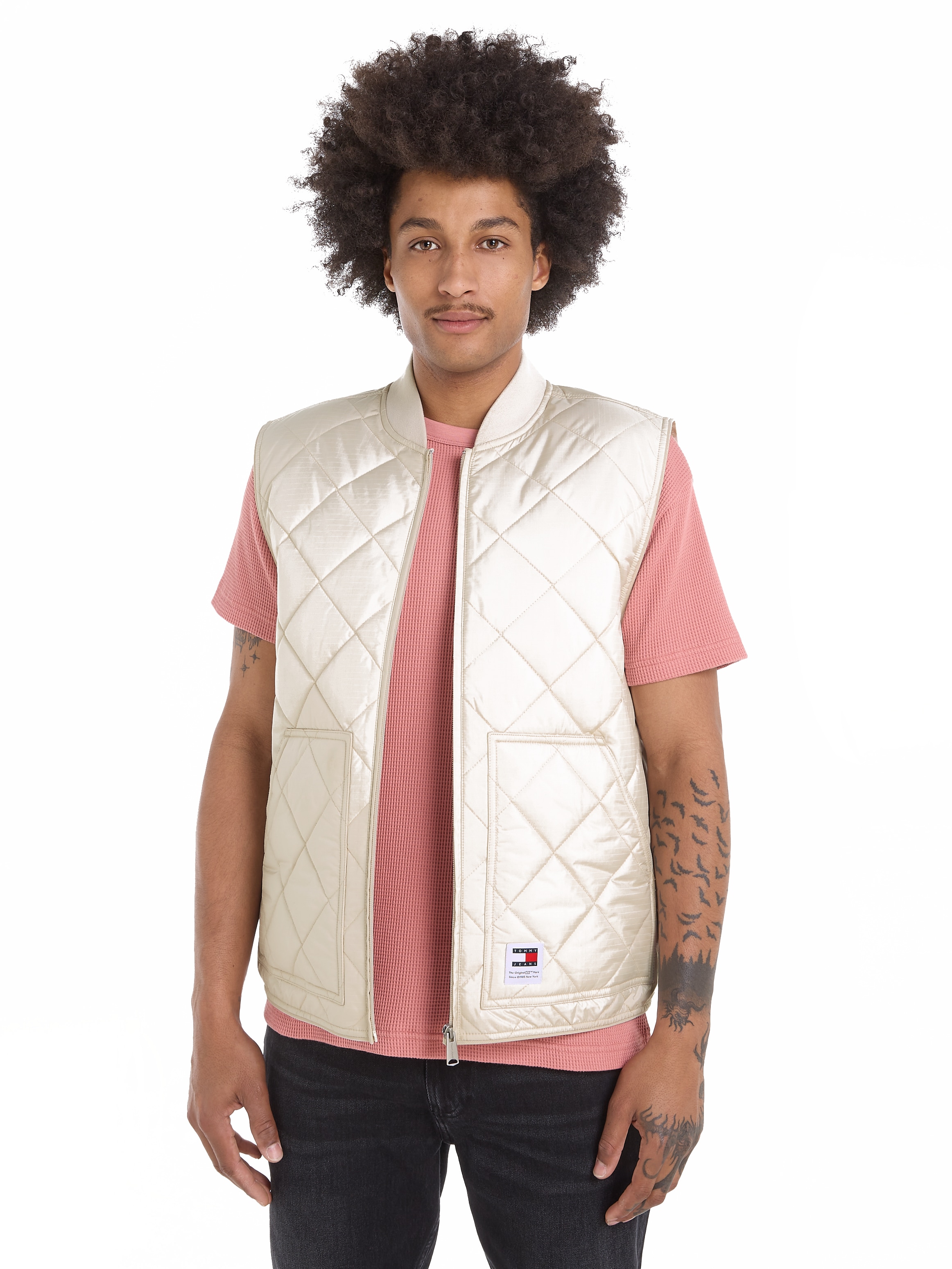 Tommy Jeans Steppweste »TJM REG ENTRY VEST«, mit modischem Rautenmuster