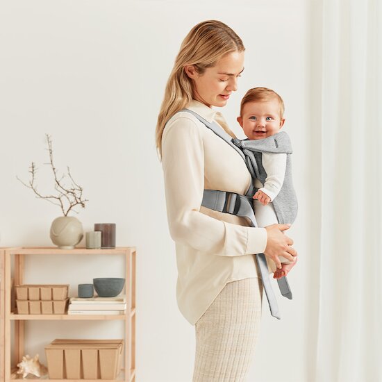 Porte-bébé Mini   Gris Clair Jersey 3D        de               BabyBjörn
