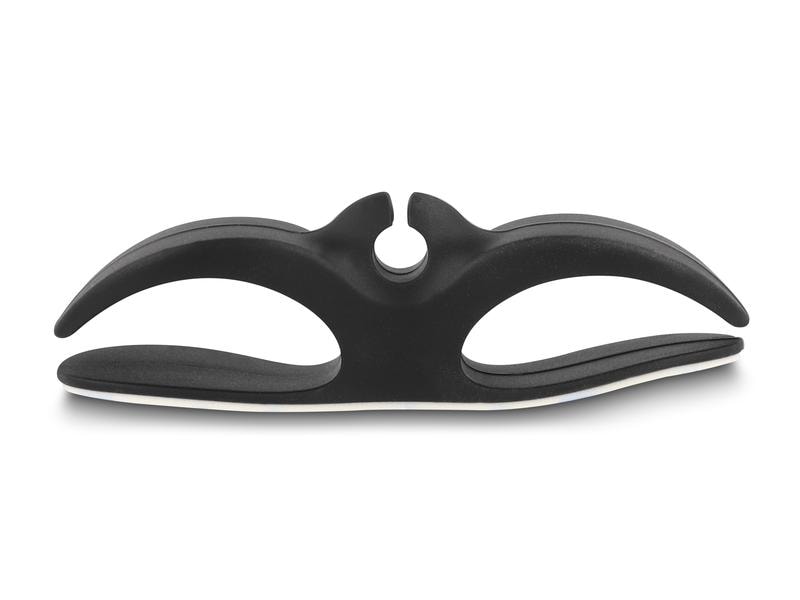 Delock Kabelhalter mit 3 Durchführungen, selbstklebend 3 St Delock Kabelhalter mit 3 Durchführungen selbstklebend Set 3 Stück