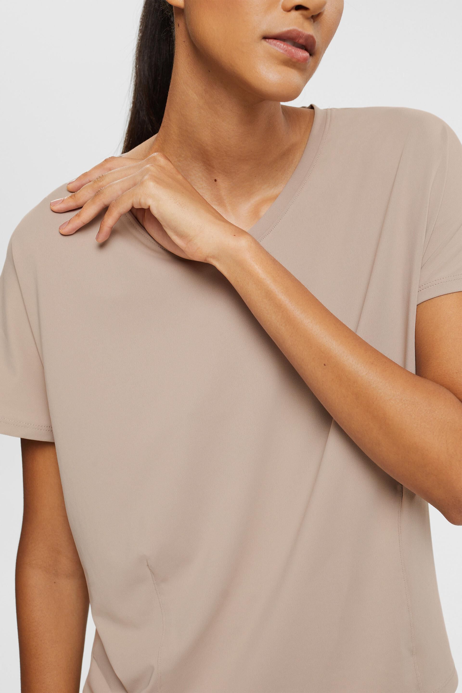 T-shirt de sport à encolure en V doté de la technologie E-DRY