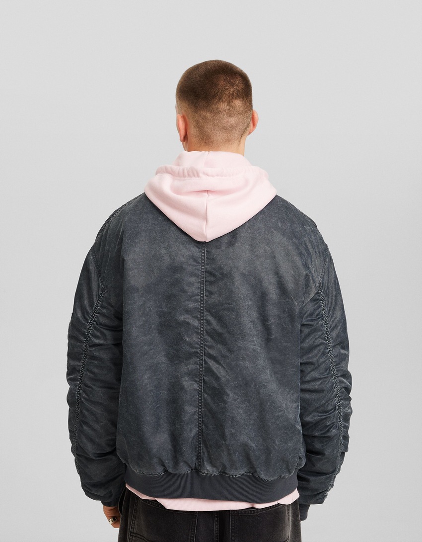 Jaqueta bomber de nylon desbotada