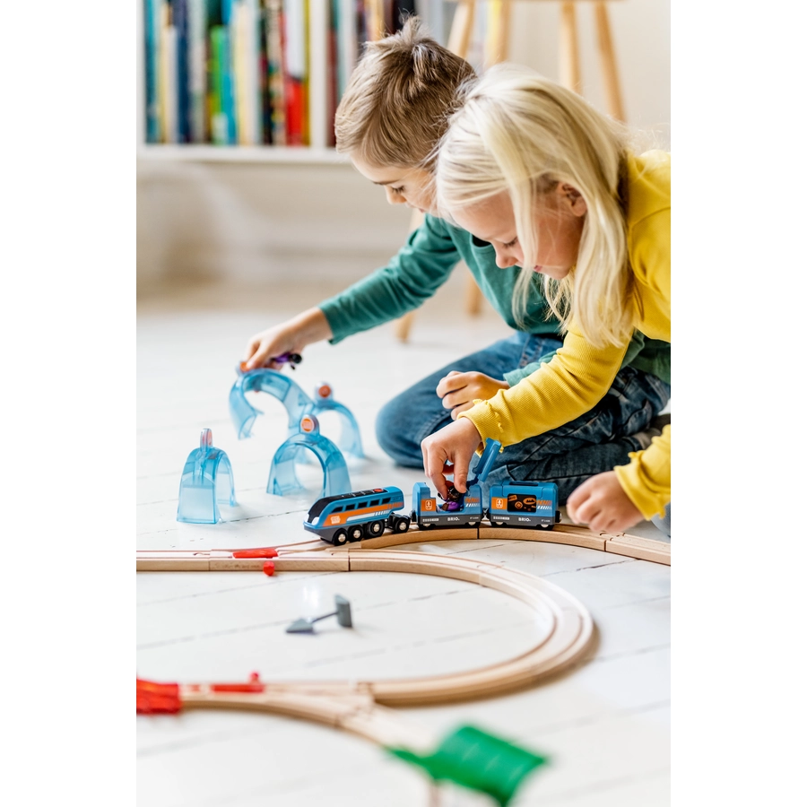BRIO® WORLD Smart Tech Action Tunnel Station