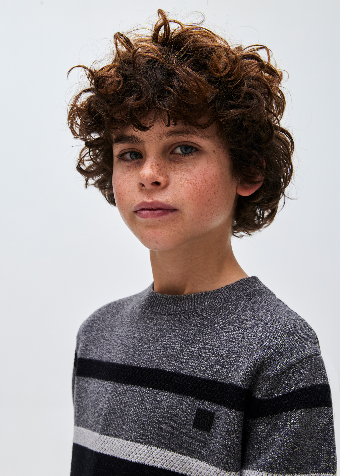 Camisa infantil com blocos de cores