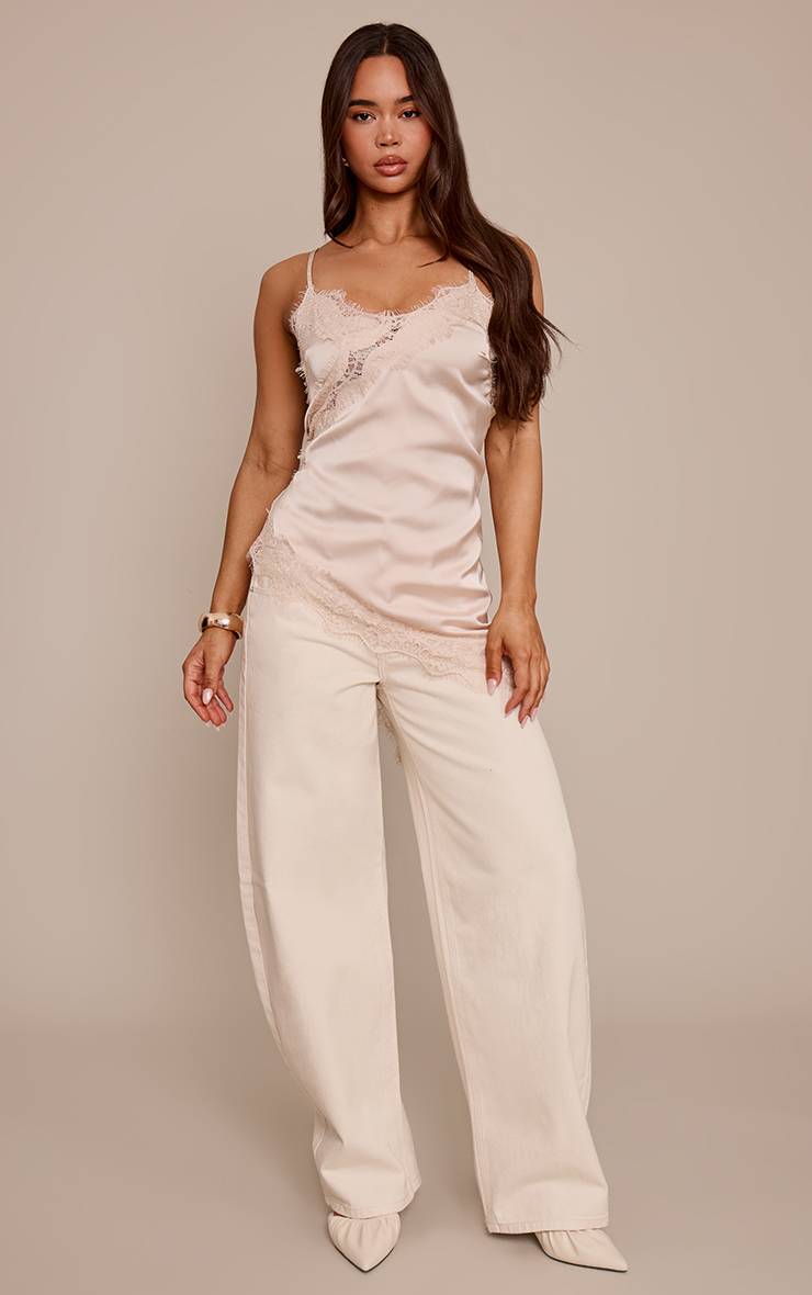 Champagne Haut Long Asymétrique En Satin Avec Détails En Dentelle