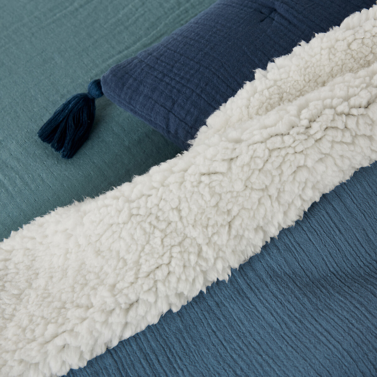 LA REDOUTE INTERIEURS<br>Effen bedprei em tetra/sherpa Kumla