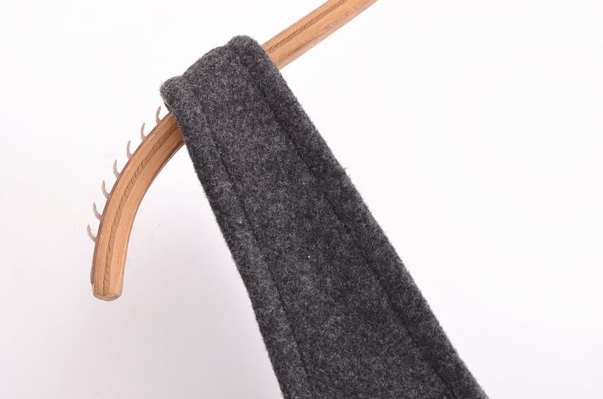 Avauntgardo - Effen crop top met ronde hals en rits