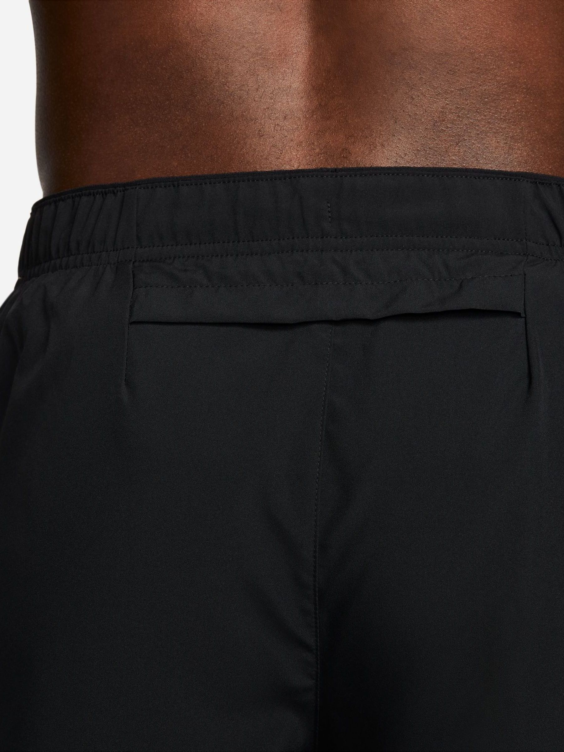 Zwart - 9 inch - Nike Dri-FIT Challenger ongevoerde hardloopshort