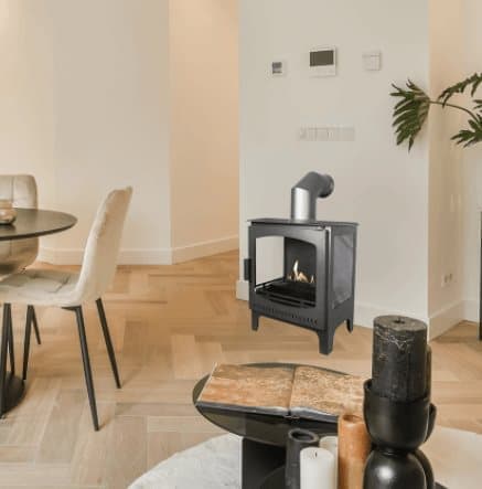 Komfyr bioetanol komfyr - Frittstående modell peis laget av metall og glass - Oppvarming 2,5 KW