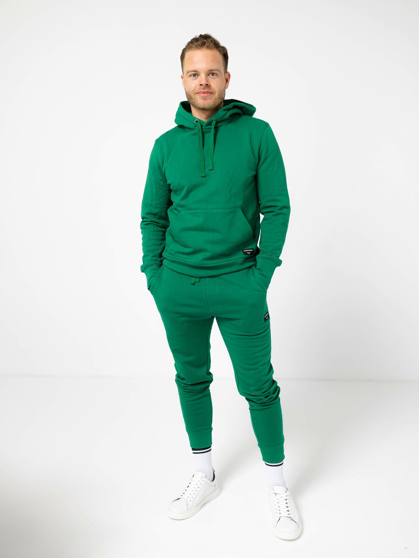 Centre Hood