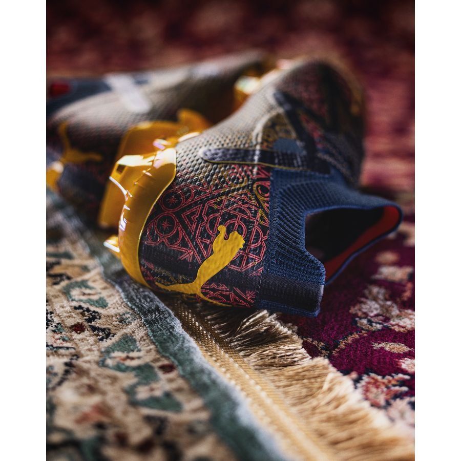 PUMA X Unisport Future Ultimate FG/AG Dream Factory - Persian Blue/Tangerine/Fire Orchid ÉDITION LIMITÉE