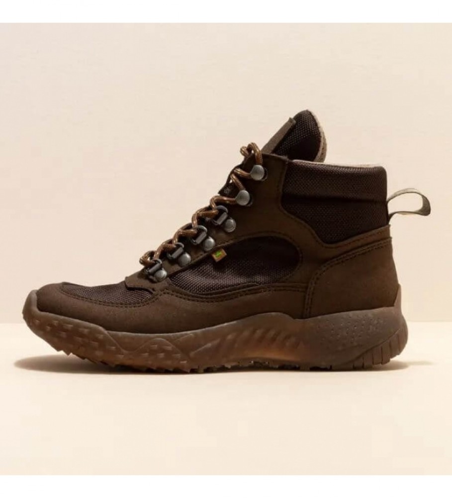 Botas Naturalista Gorbea Marrom