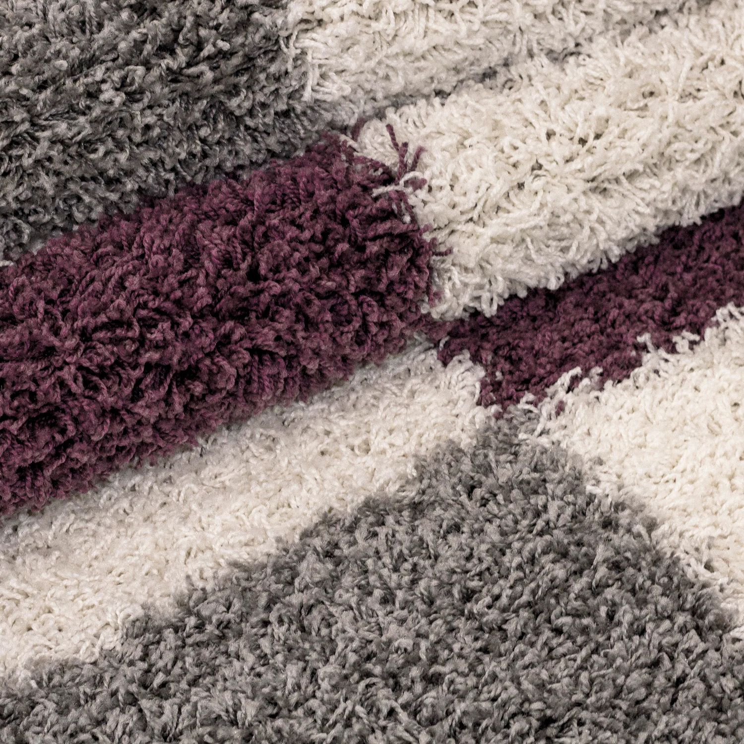 Designer Hochflor Teppich mit Karo- und Linienmuster, Flauschiger Langflor