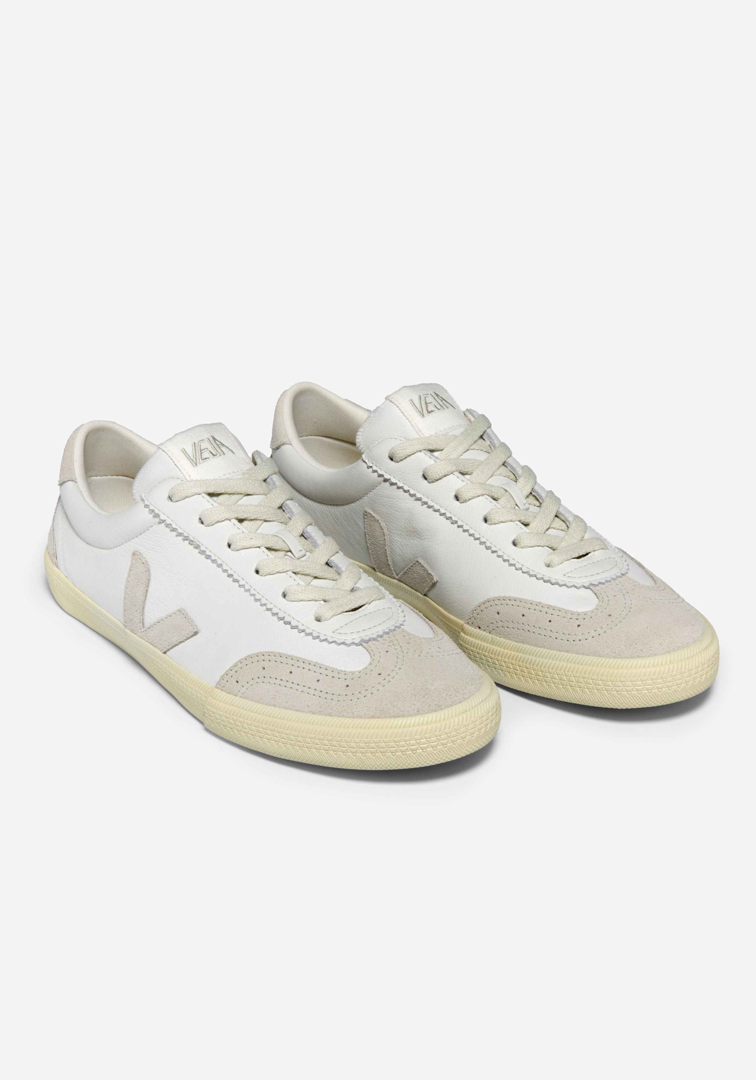 Veja Sneaker Volley O.T. Leather White Natural