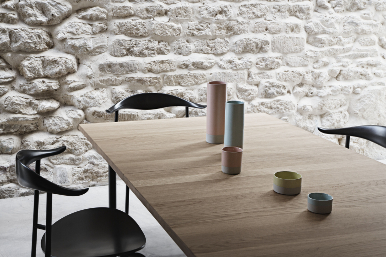 Carl Hansen & Son CH322 uitschuifbare tafel 160x95 gezeept eiken, roestvrijstalen onderstel