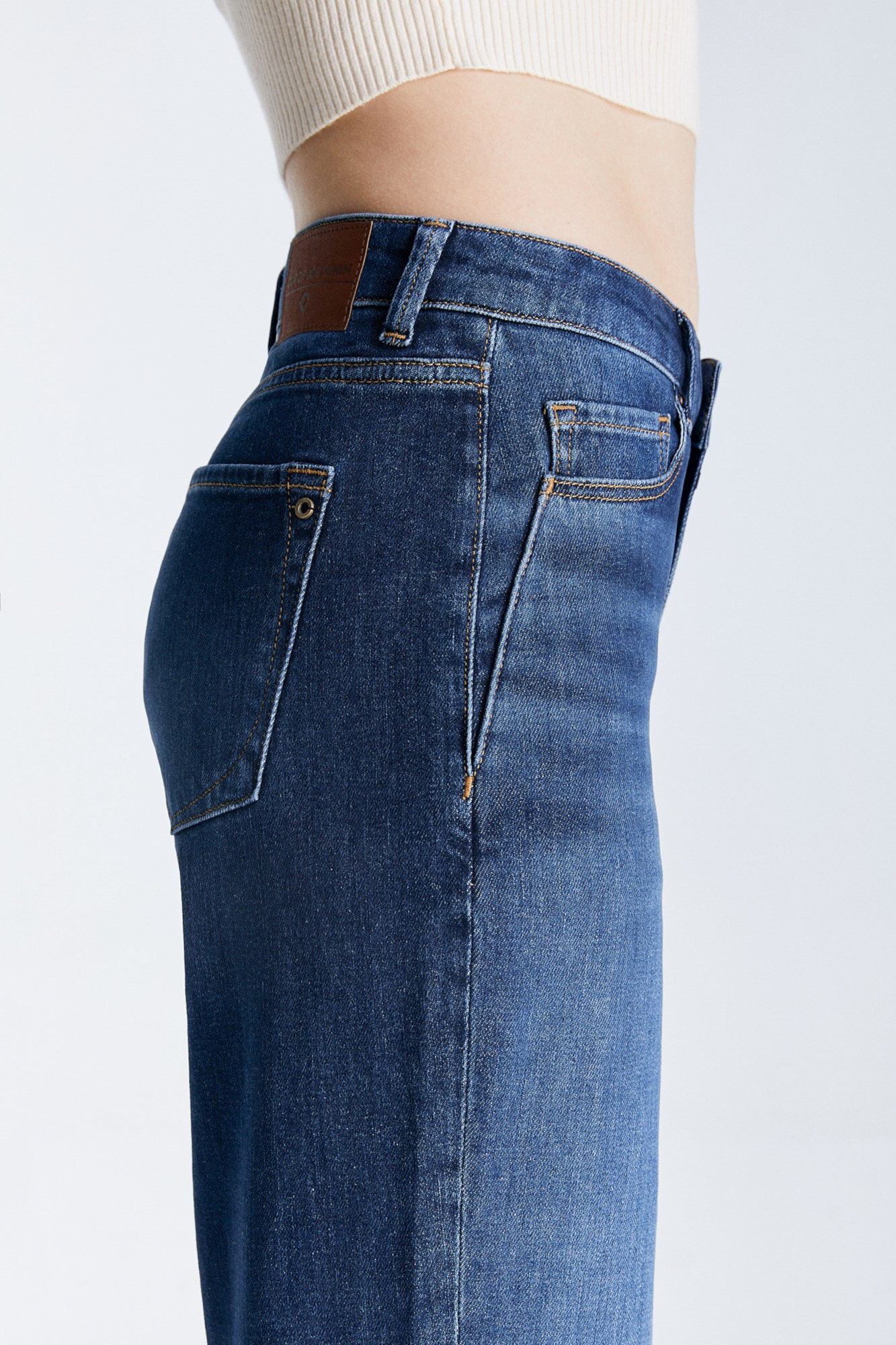 COJ Denim - Nova Mid Waist Jeans - Dark Blue