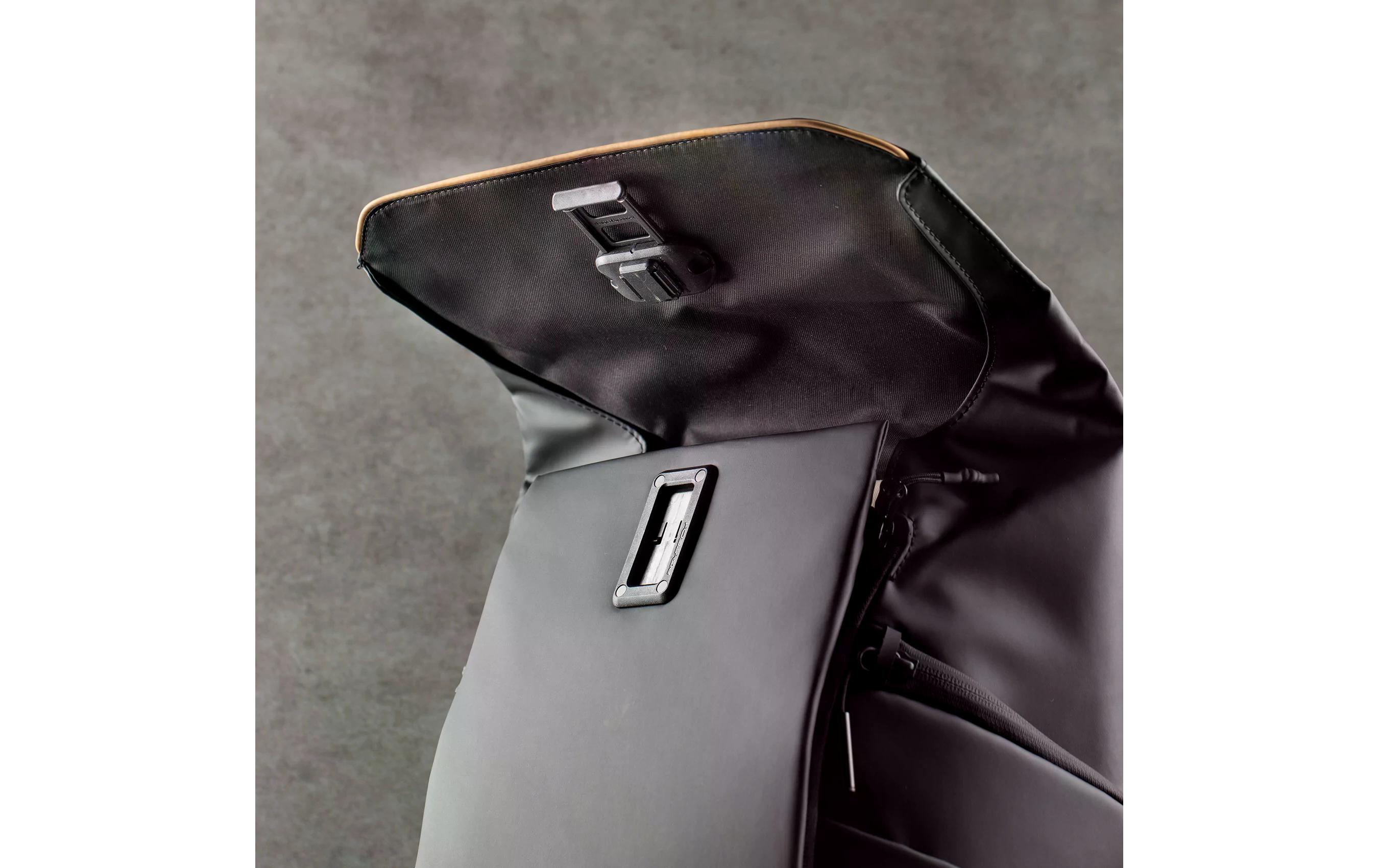 Fotorucksack OneGo Air 25L<br>Leichter und stabiler Fotorucksack