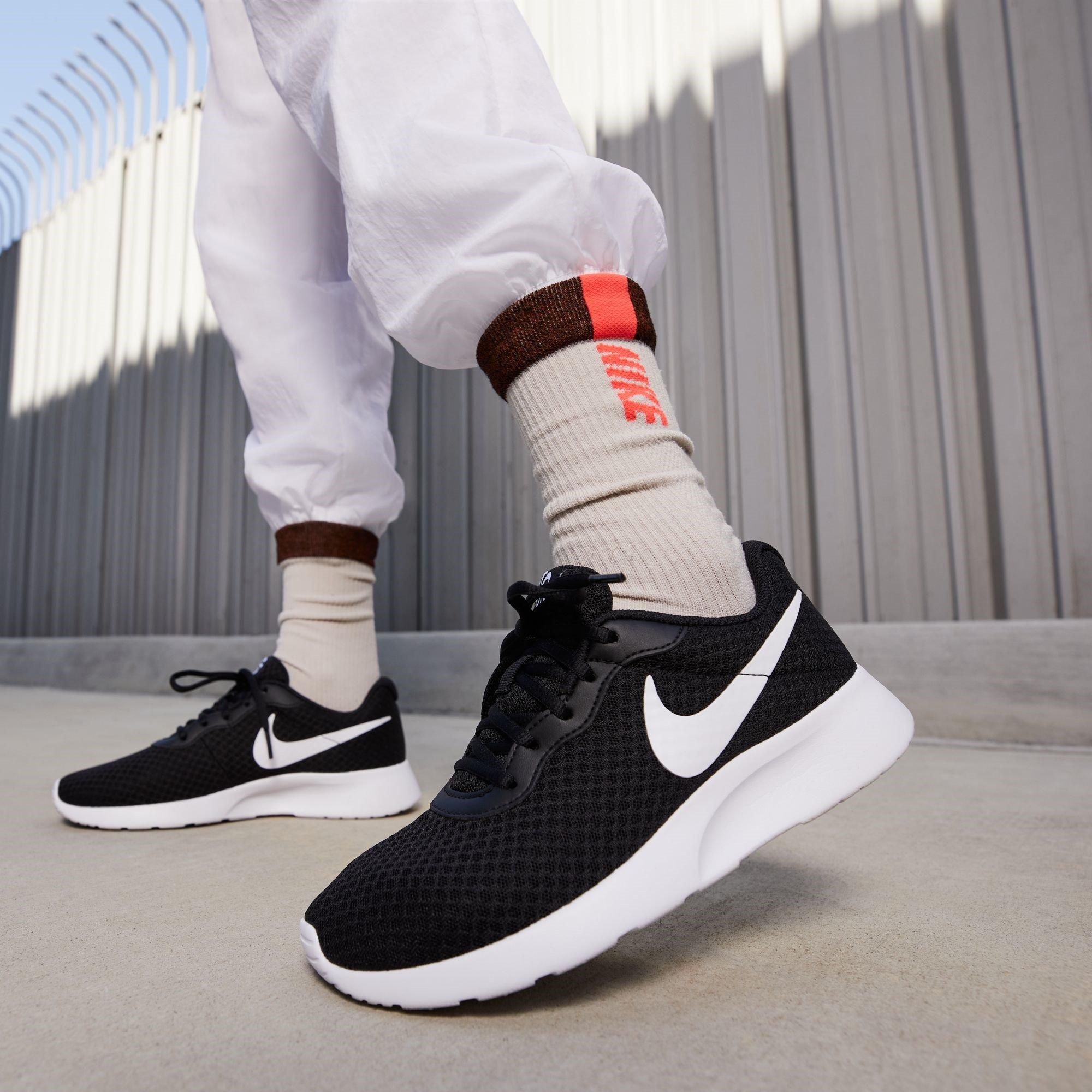 Nike Tanjun Womens Trainers
