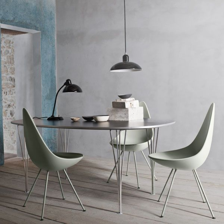 Fritz Hansen B603 tafel wit laminaat 100x100