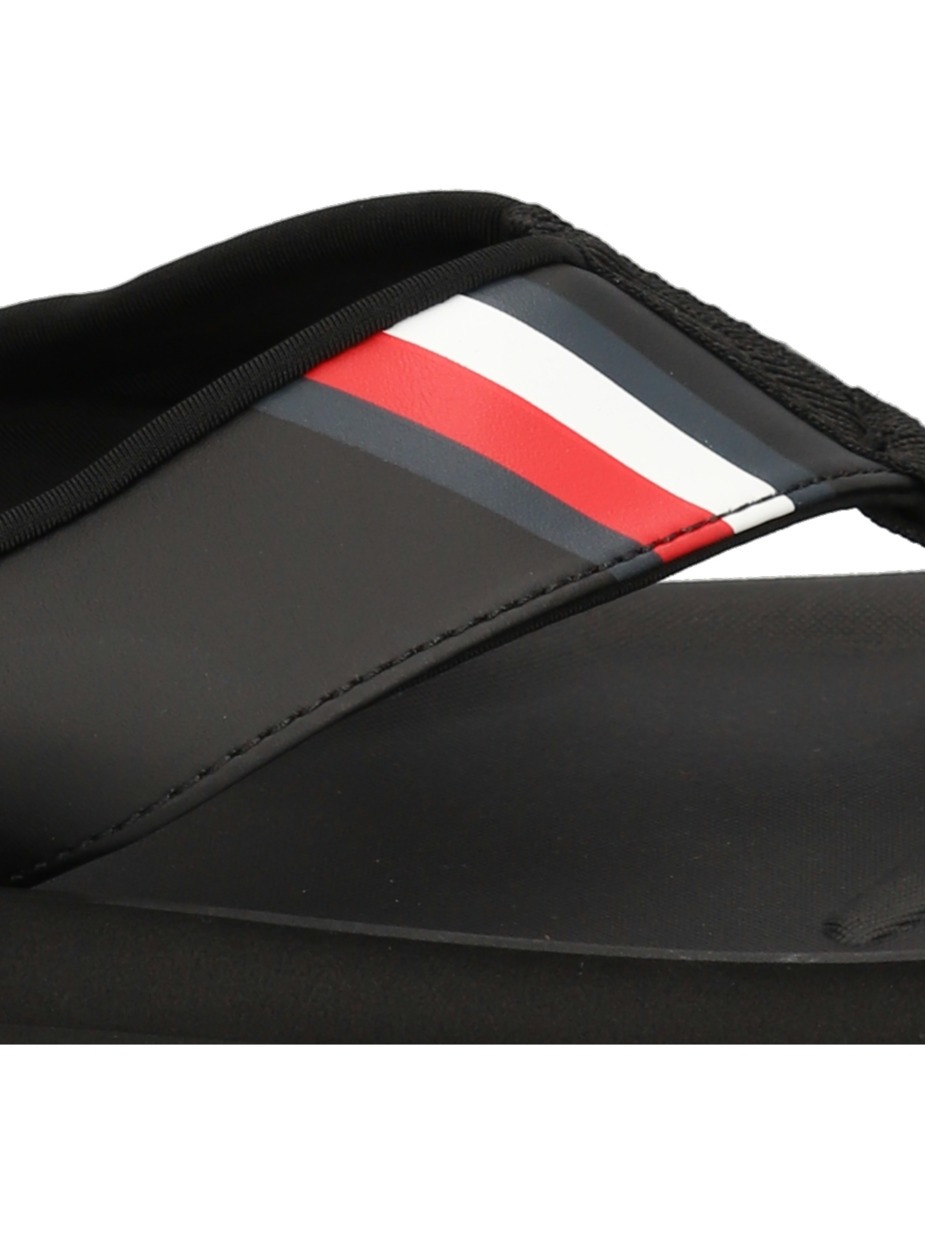 COMFORTABLE PADDED BEACH SANDAL