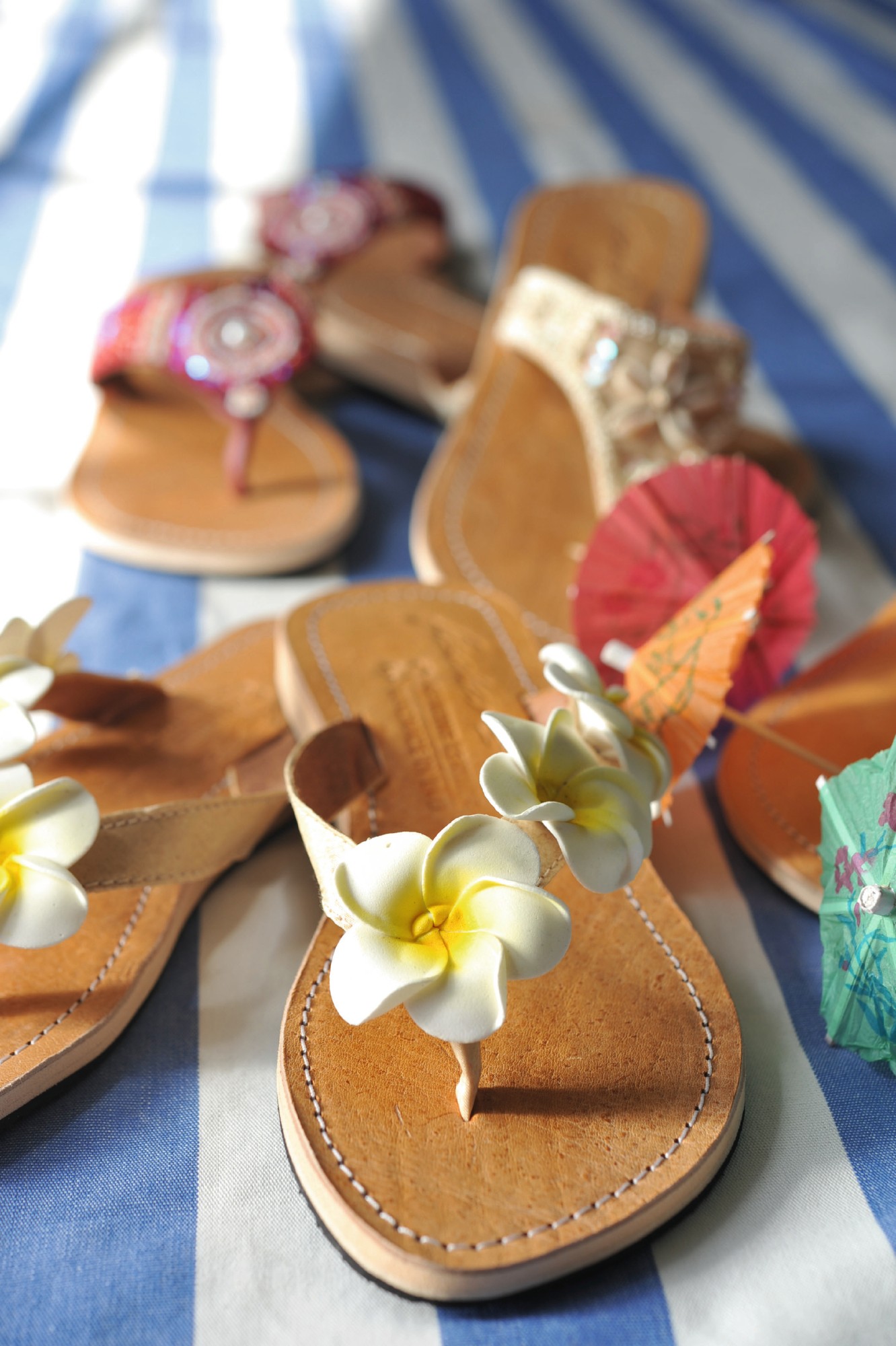 Damensandalen, weiß, Leder, Größe 37-41 günstig bestellen