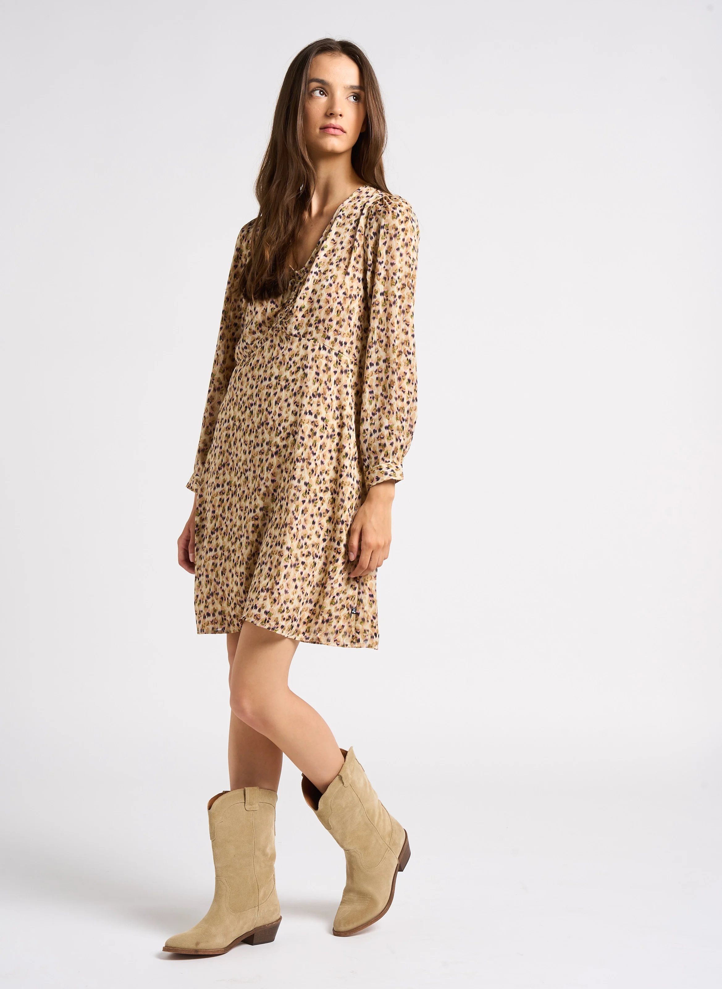 NAHIA - Robe courte col V imprimée | Blanc