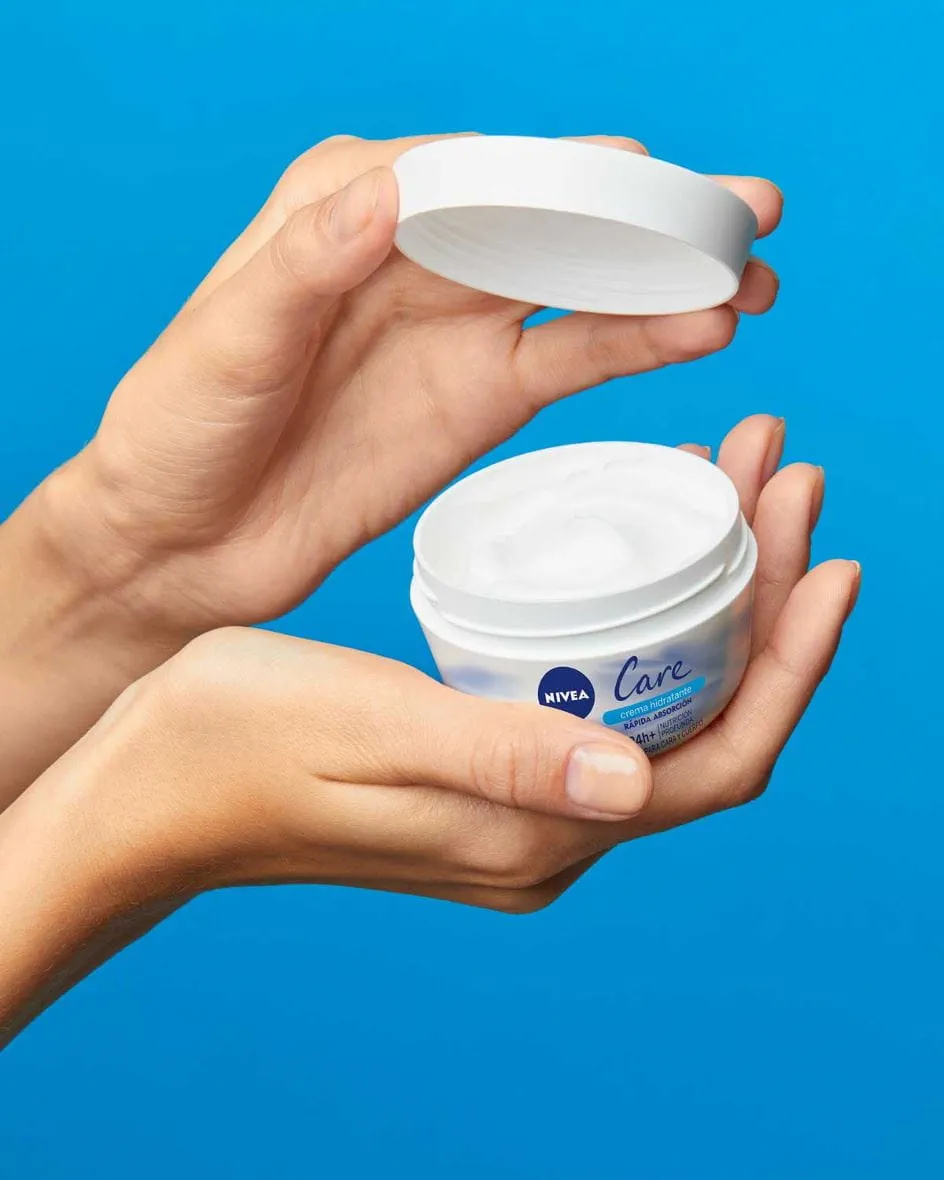 NIVEA CARE CRÈME NOURRISSANTE VISAGE & CORPS