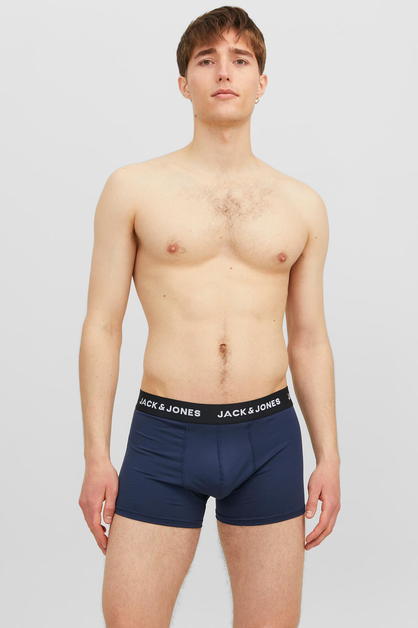 Pacote com 3 cuecas boxer de microfibra.