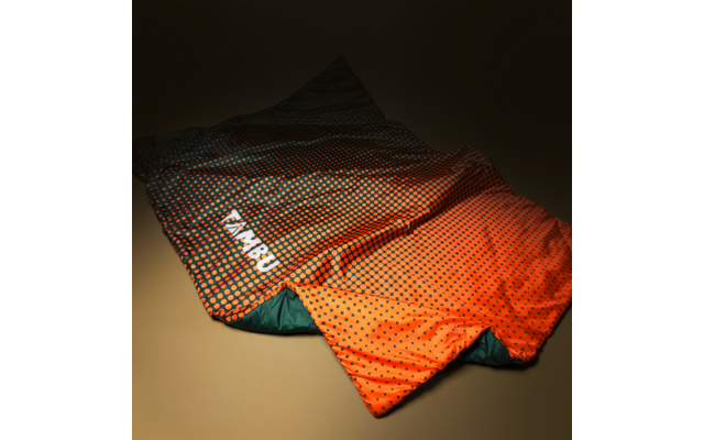 Tambu Kambala Campingdecke Recyceltes Polyester mit integriertem Packsack 203 x 145 cm