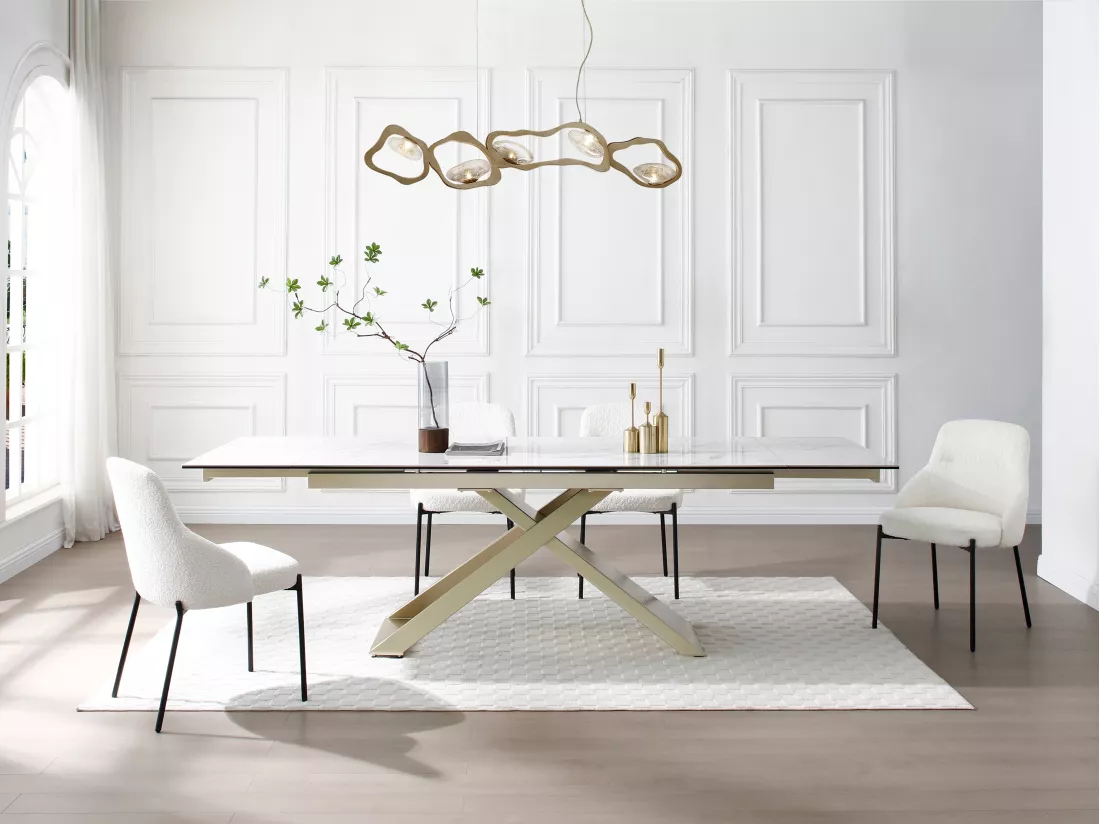 Table à manger extensible 6 à 10 personnes en céramique, verre trempé et métal - Effet marbre blanc et Doré - XERENA de Maison Céphy