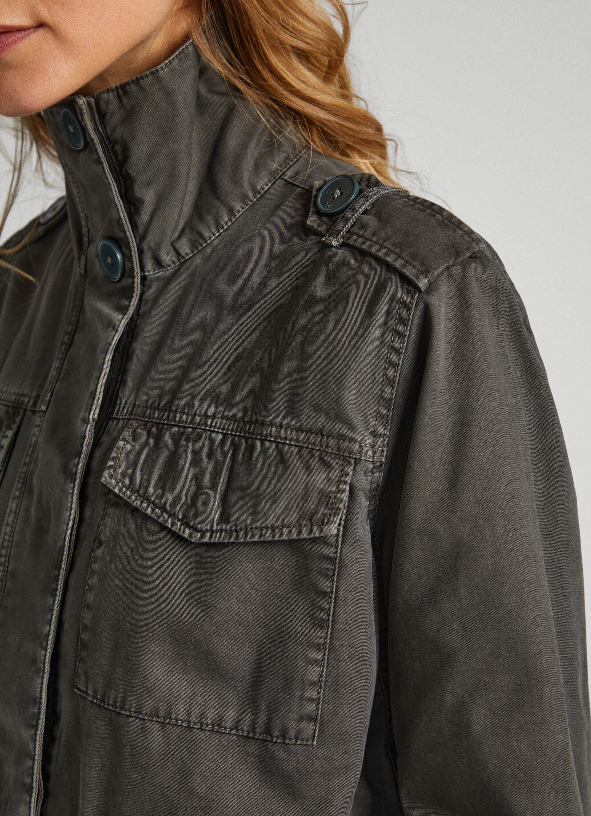 Parka de algodão com gola alta - verde oliva
