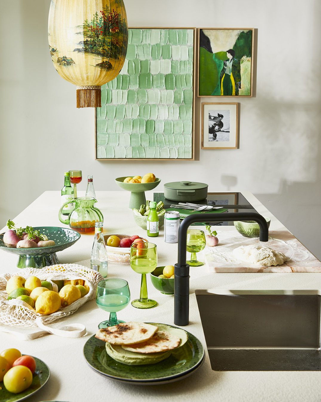 Schaal op voet Emeralds M pistachio