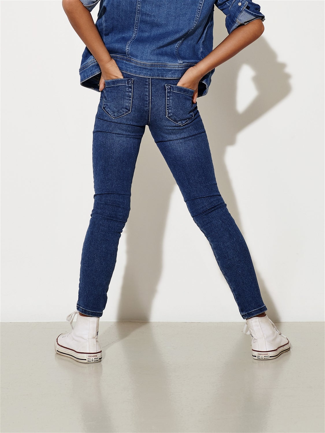 KONROYAL Mittlere Taille Skinny Fit Jeans Medium Blue Denim