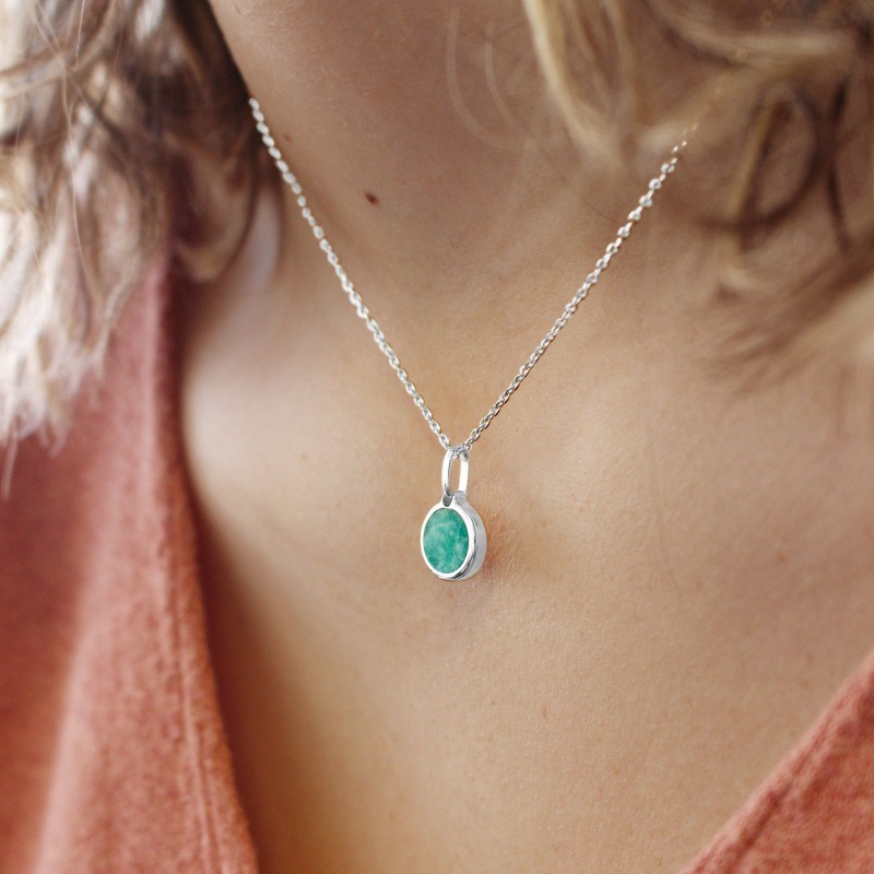 Collier médaille ronde amazonite argent 925 femme - gravure INFINI