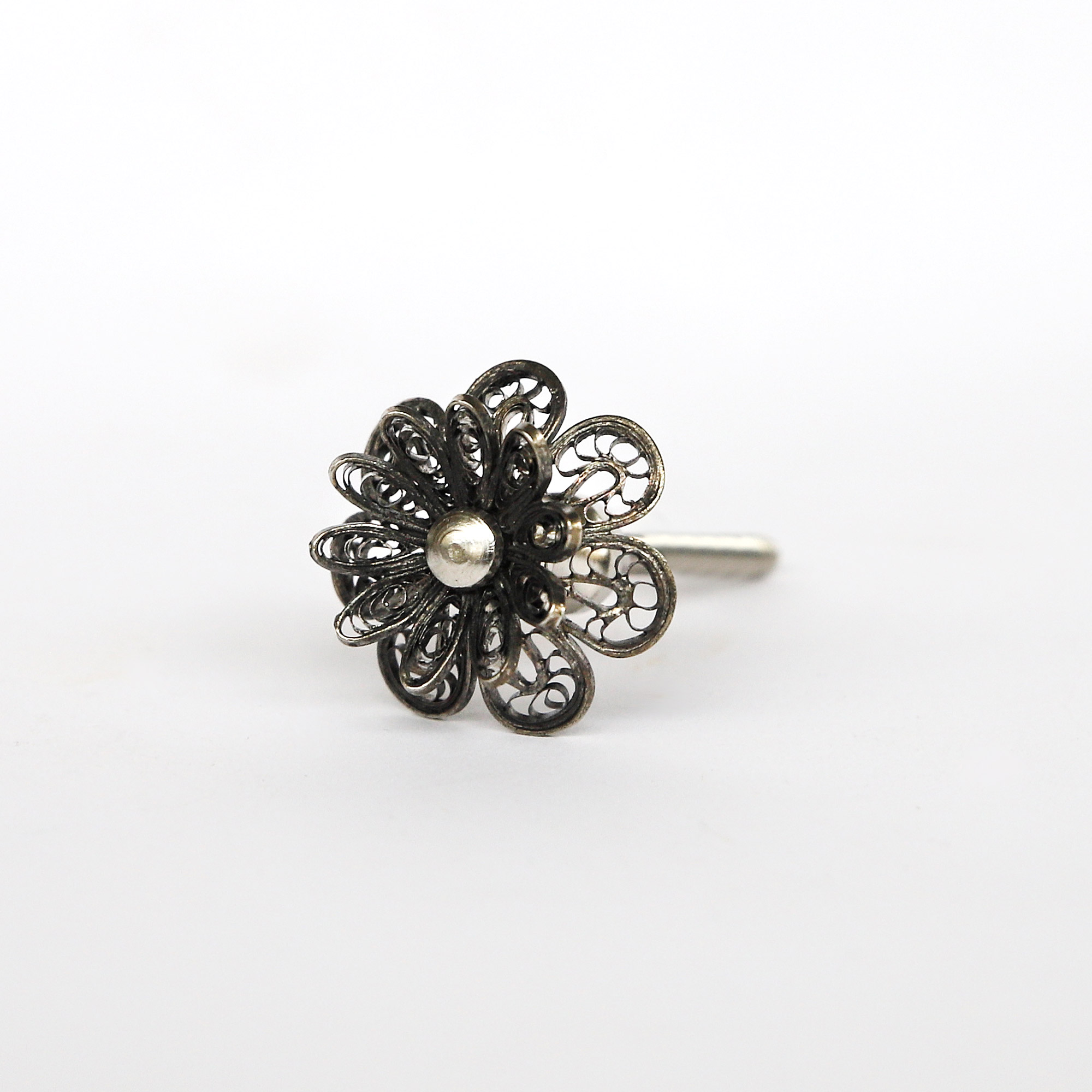 Metall-Knauf 'Blume', antik silber, Ø 3 cm günstig bestellen