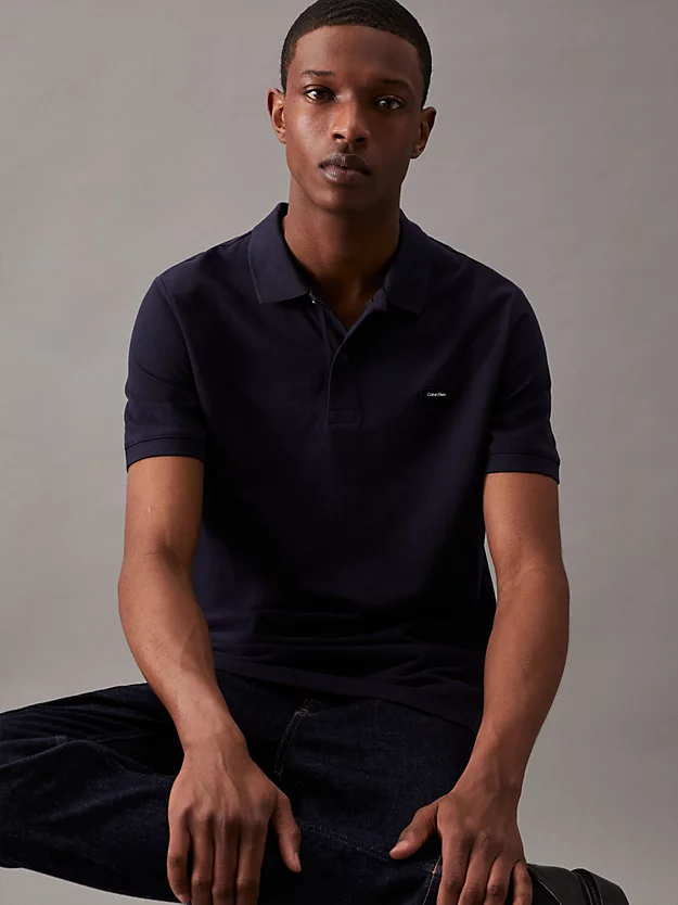 Camisa polo de corte justo com gola elástica em piqué