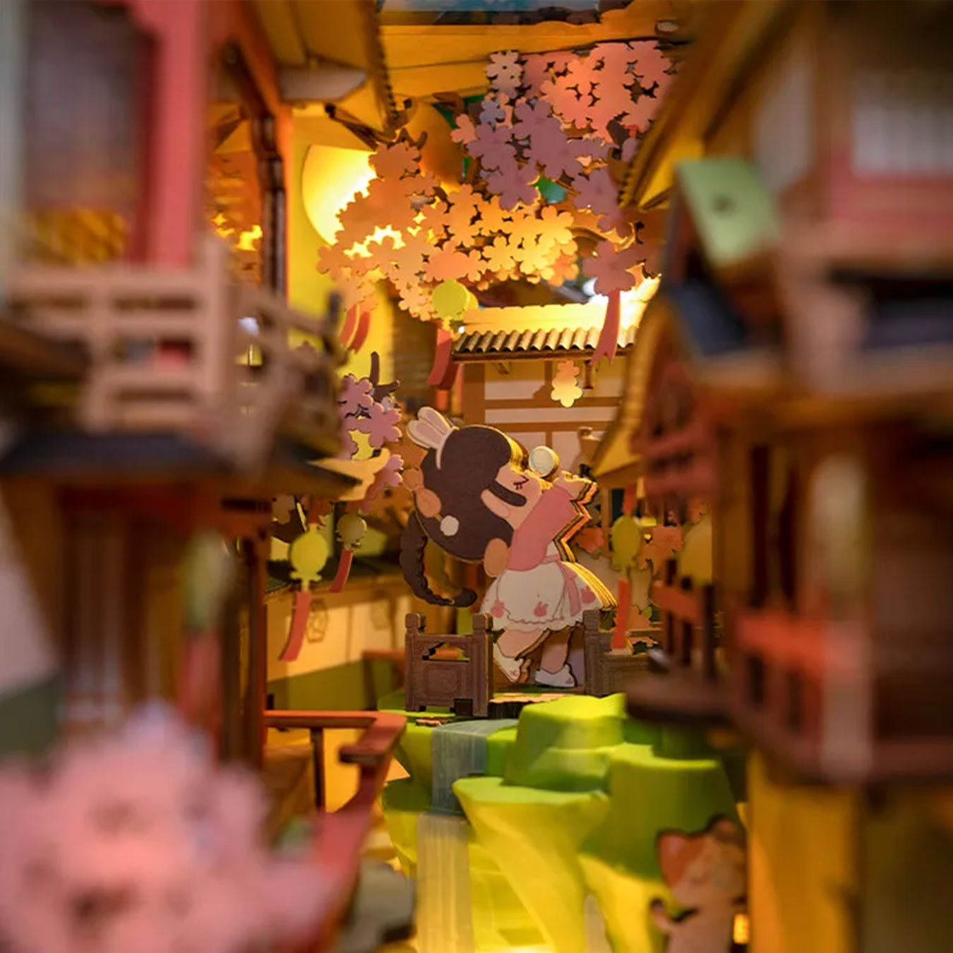 (240-tlg. Set) Rolife Book Nook Modell Bausatz DIY Miniatur Haus mit Licht Home Deko Buchstütze für Erwachsene (TGB05) - Falling Sakura