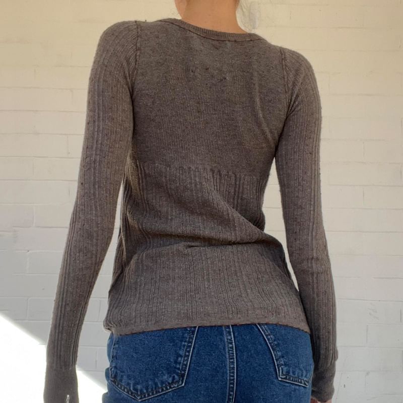 Sosana - Lange mouwen, geribbelde top met vierkante hals en slim fit