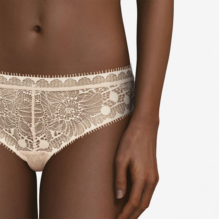 Chantelle Day to Night Tanga 01n