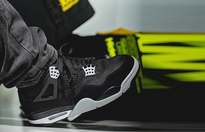 Jordan 4 Retro SE Black Canvas