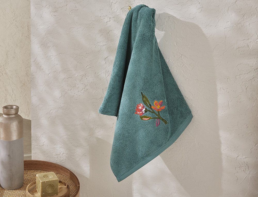 Serviette de bain brodée-En promenade