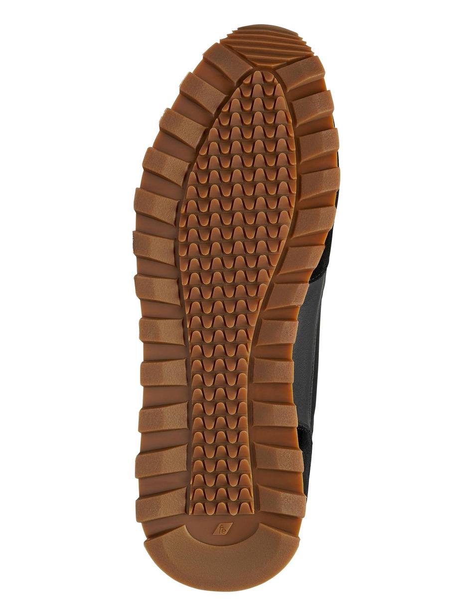 SNEAKER TRAVIS R
