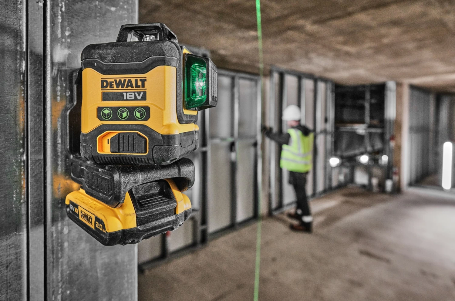 DeWALT DCLE34031N-XJ 18V Li-ion Accu Zelfnivellerende Kruislijnlaser body - 3x360° - Groen