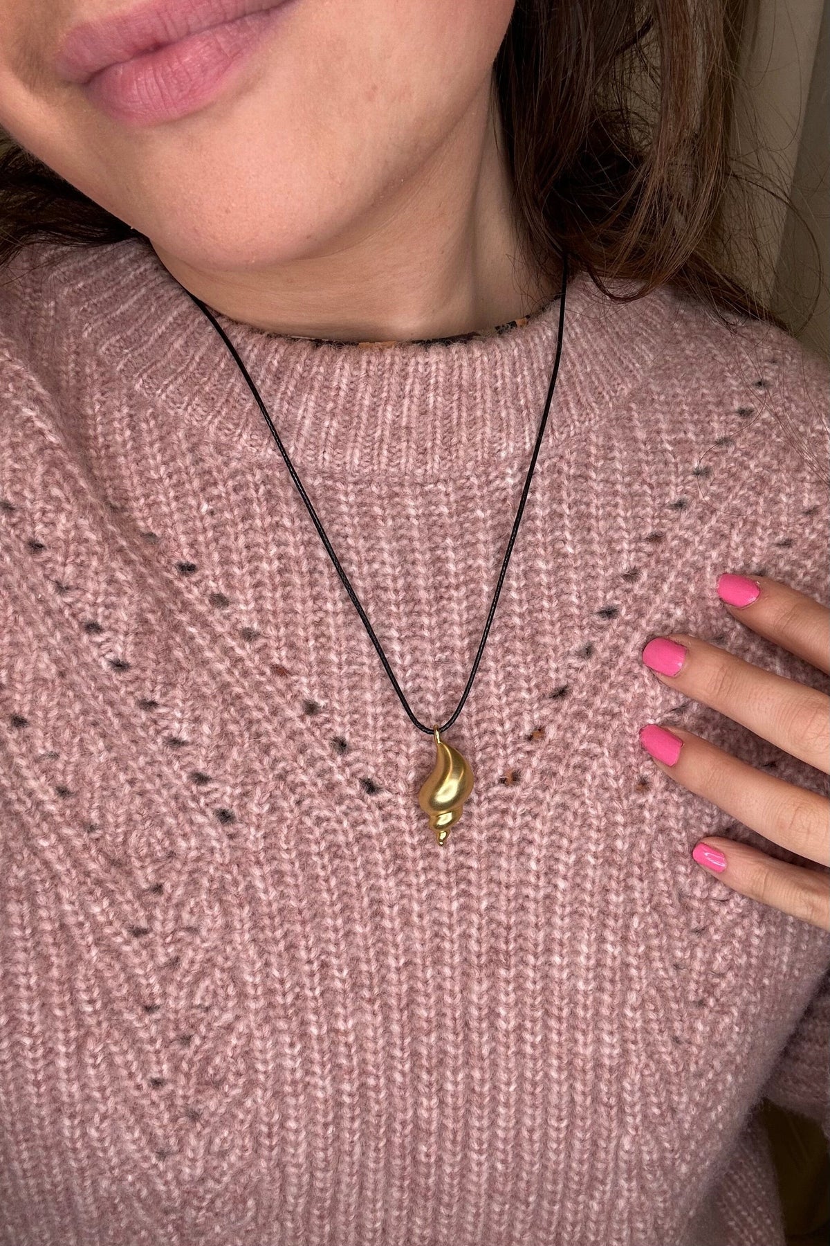 Mellow Moon Shell Necklace forguldet