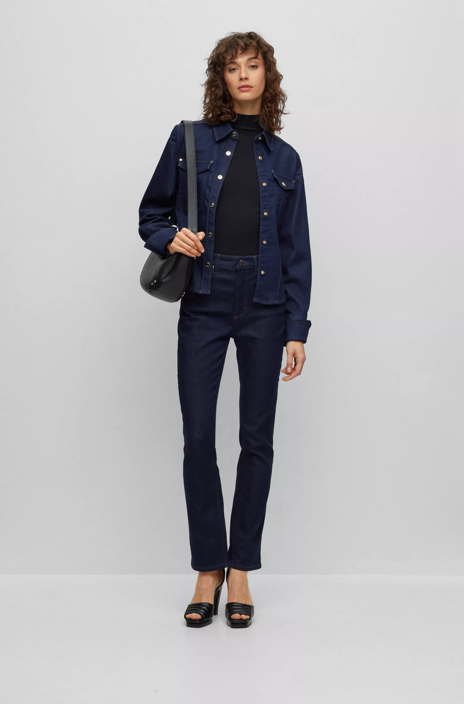Blusa BOSS preta de manga comprida em denim super elástico azul
